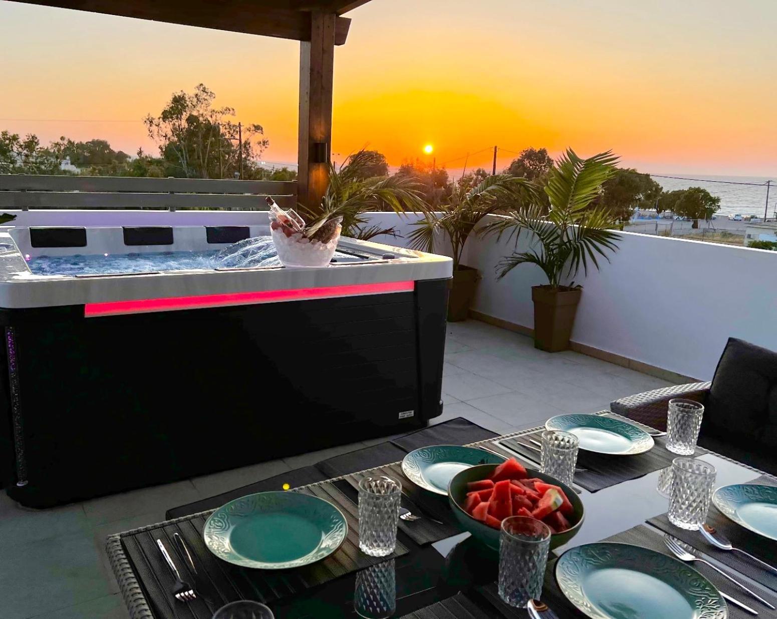 Odyssea Top View & Hot Jacuzzi Front Beach Kremasti  Ngoại thất bức ảnh